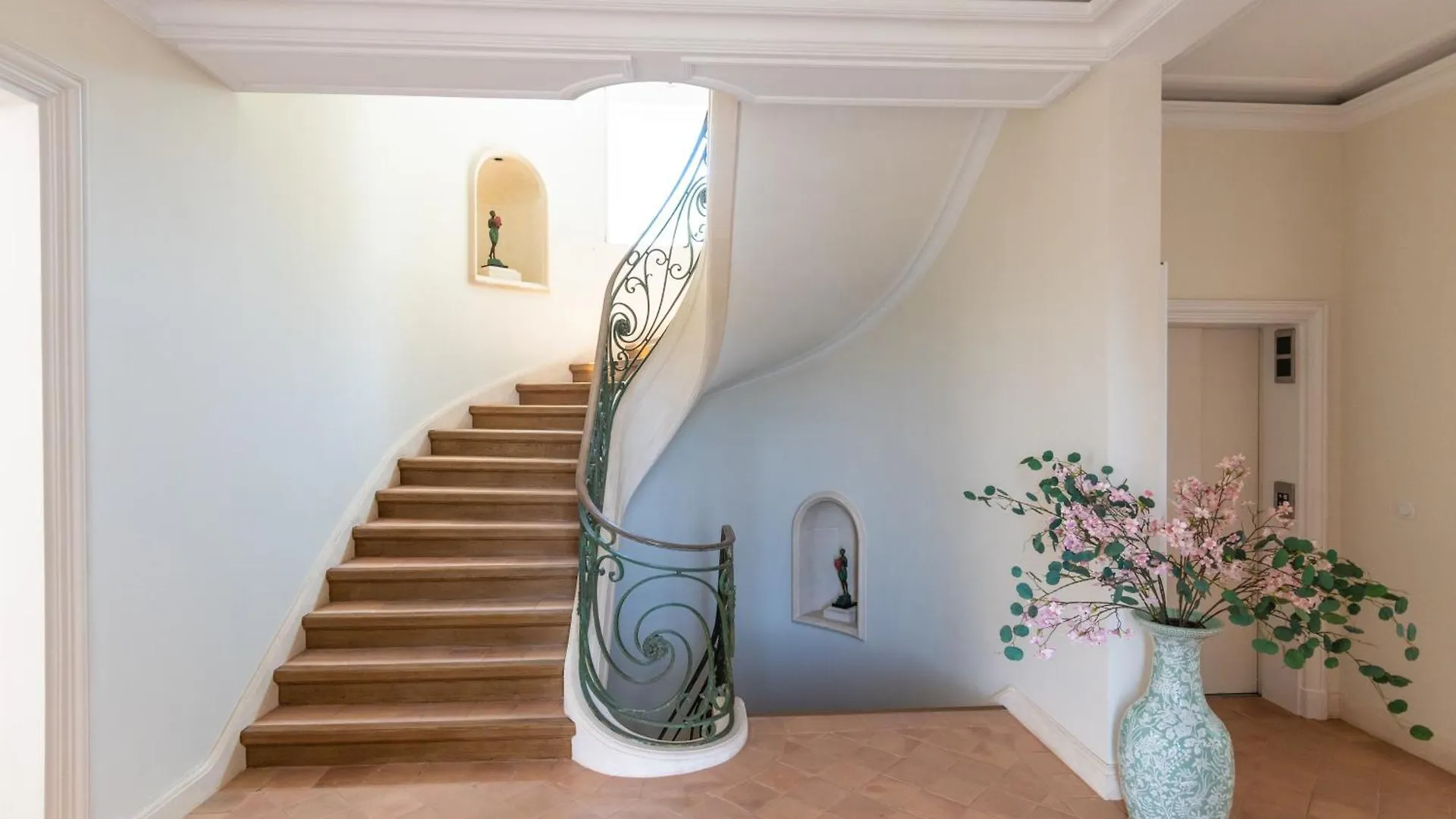 Le Clochet Du Cap D'Antibes Pavillion De 690M2 Tennis Piscine Spa Plage Juan-les-Pins 0*,